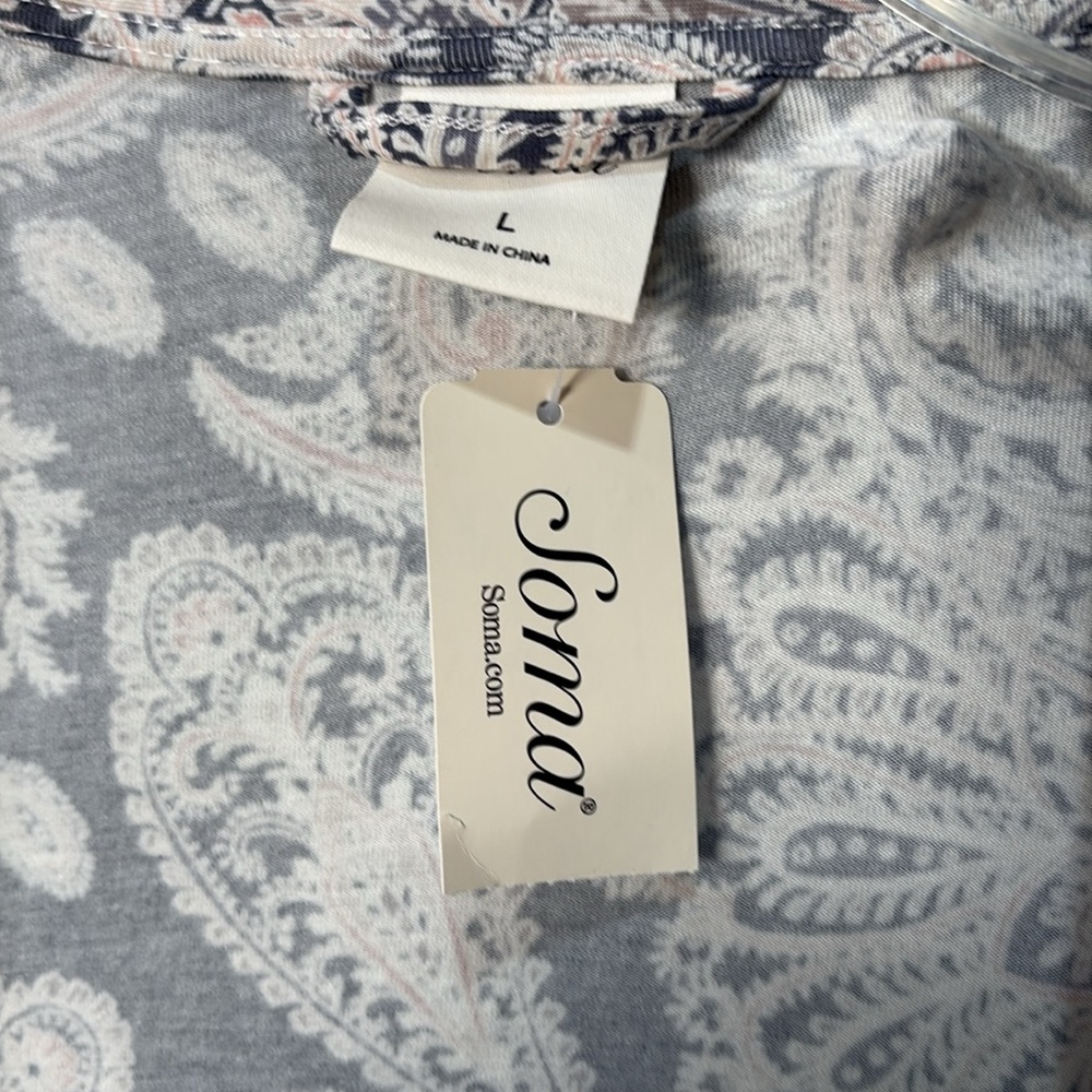 Soma light weight robe. - Picture 3 of 4